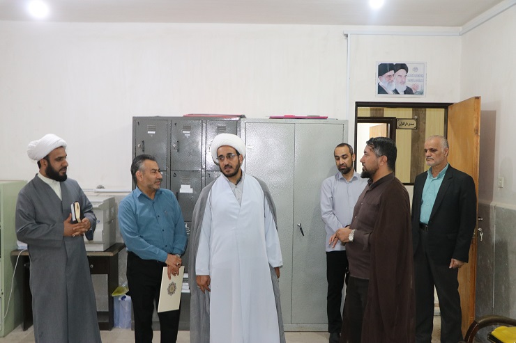 بازدید مدیرکل از واحدهای اداری تبلیغات اسلامی هرمزگان