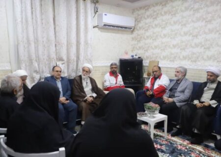 ابلاغ همدلی رهبر معظم با خانواده داغ‌دیده