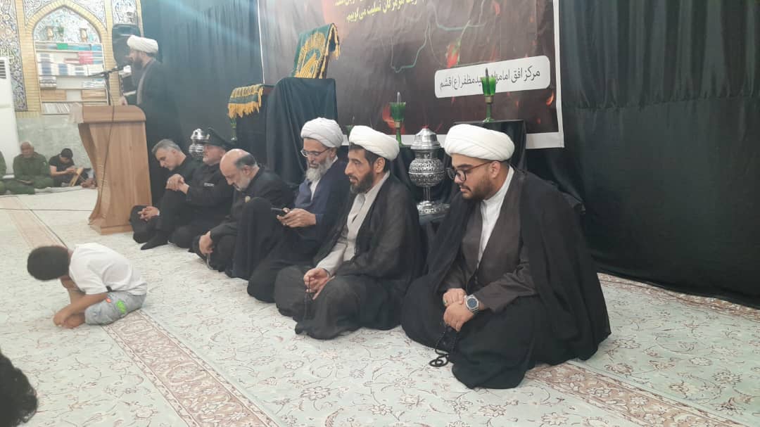 آئین ولادت حضرت معصومه در مسجد امام حسن مجتبی (ع) قشم برگزار شد 