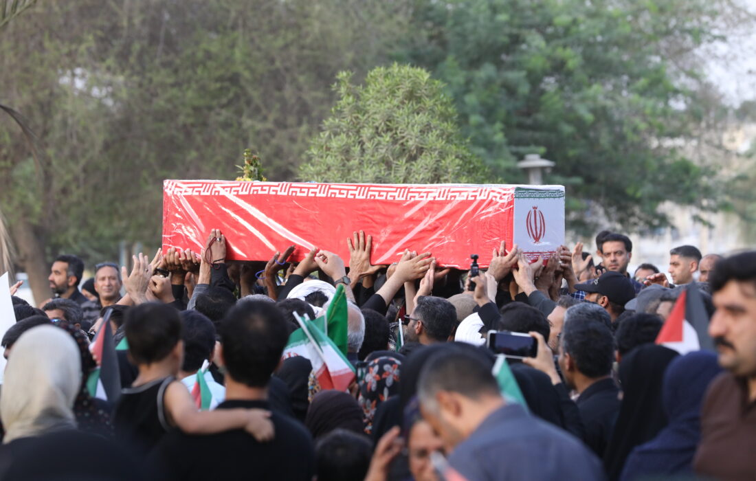 تشییع پیکر مطهر شهید «سعید آذربادگان» در بندرعباس