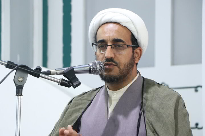 لزوم تداوم راه امام حسین (ع) و حفظ امید در جامعه اسلامی