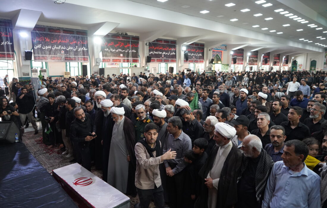 مراسم تدفین و خاکسپاری شهید «سعید آذربادگان» در گلزار شهدای بندرعباس