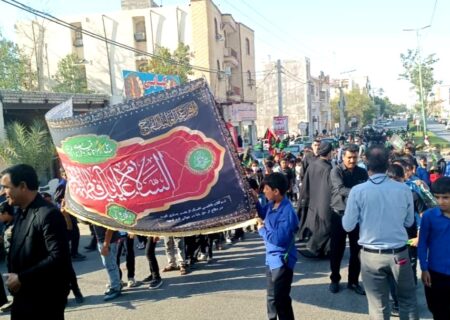 مراسم عزاداری یک هزار نوگل فاطمی در میناب برگزار شد