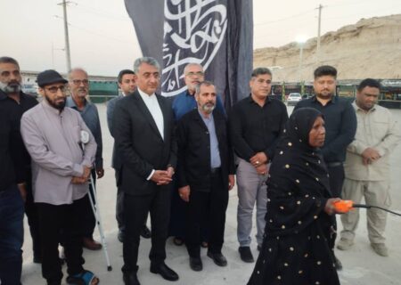 پرچم فاطمیه بر بام هرمزگان برافراشته شد